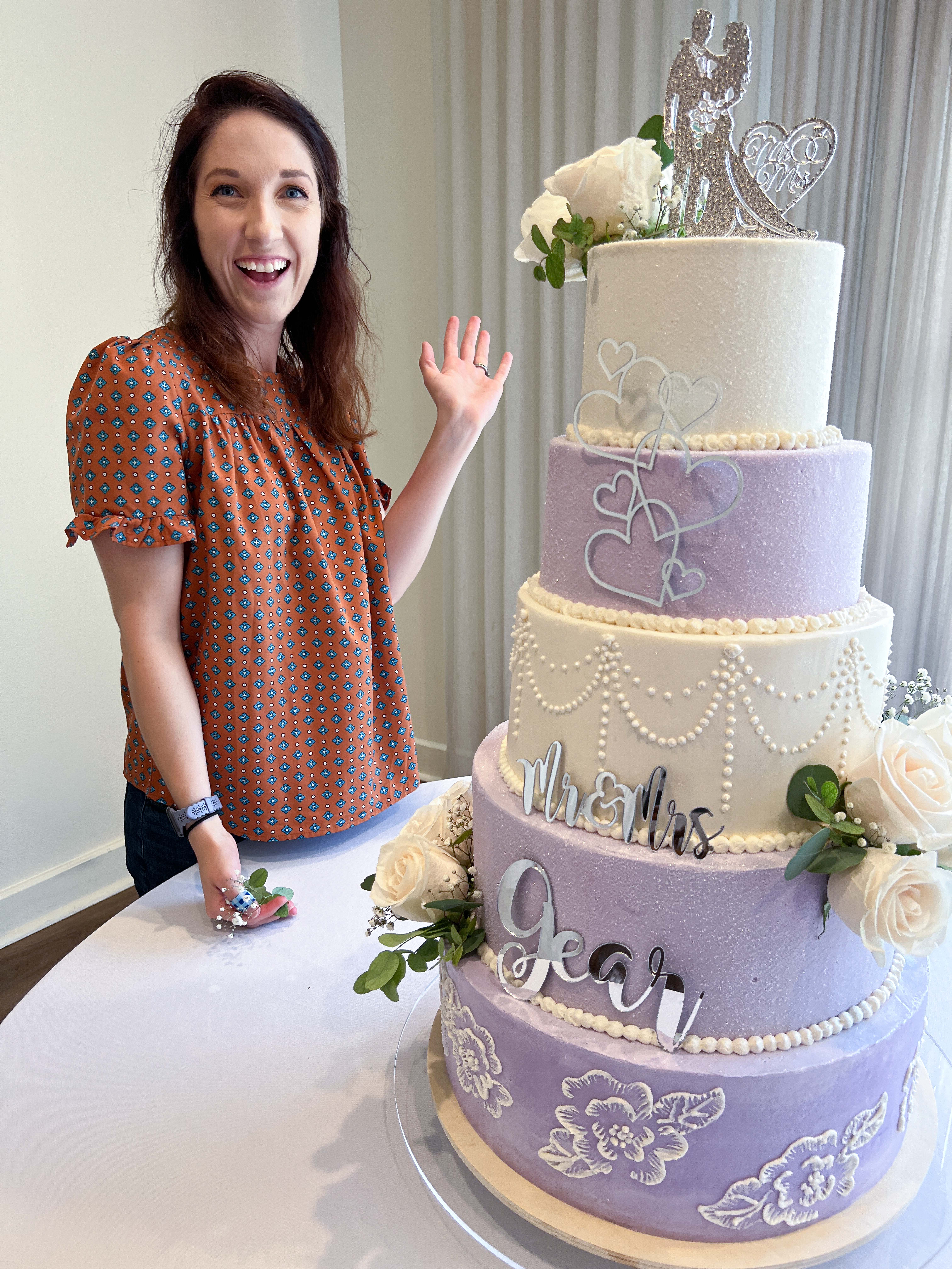 Sarah Crosthwaite, custom cake artist